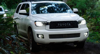 Внедорожник Toyota Sequoia дебютировал в самой вездеходной версии TRD Pro