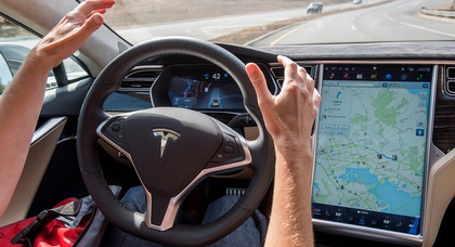 Бывший сотрудник Tesla заявил, что "Автопилот" недостаточно безопасен для дорог общего пользования