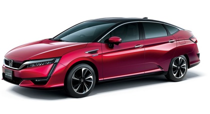 Honda начала продажи пятиместного водородомобиля Clarity Fuel Cell