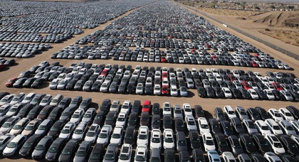 В США сфотографировали с воздуха огромную парковку с тысячами «дизельгейтных» Volkswagen 