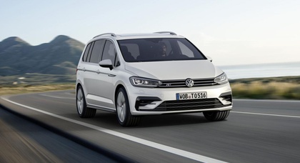 Volkswagen представил спорт-пакет R-Line для нового Touran 