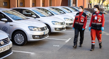 Представництво Volkswagen в Україні надало автомобілі та пальне для медичних та соціальних працівників
