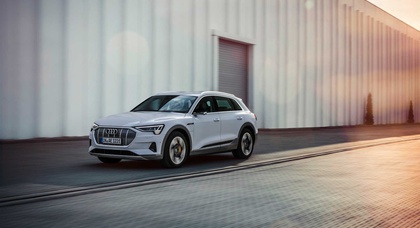 Audi анонсировала упрощенную модификацию e-tron — e-tron 50 Quattro 