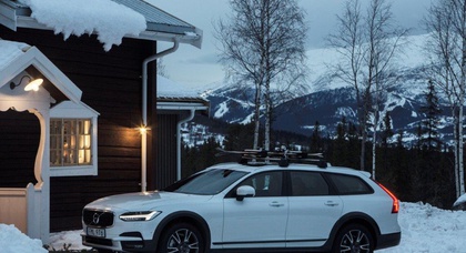 Volvo предложила протестировать новый V90 Cross Country в горах Швеции