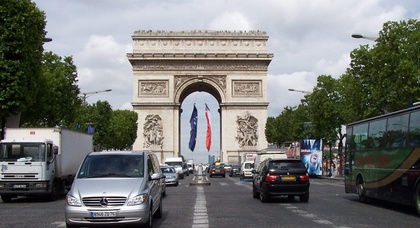 Франция увеличивает налоги на неэкологичные автомобили