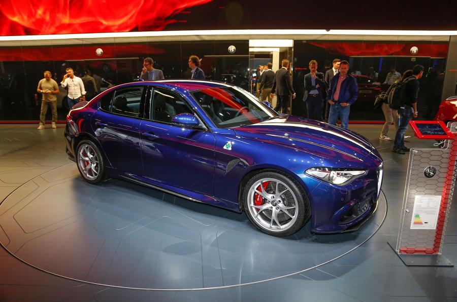 Alfa Romeo выпустит 8 новинок к 2018 году