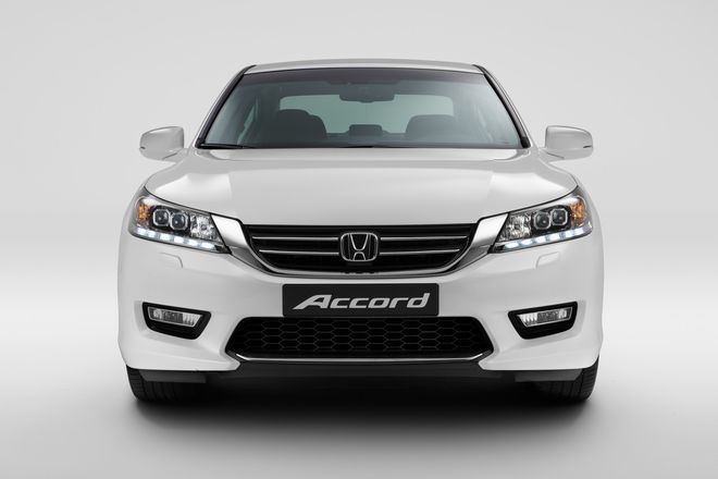 Honda Accord 2013 Ukraine — эктерьер, фото 1
