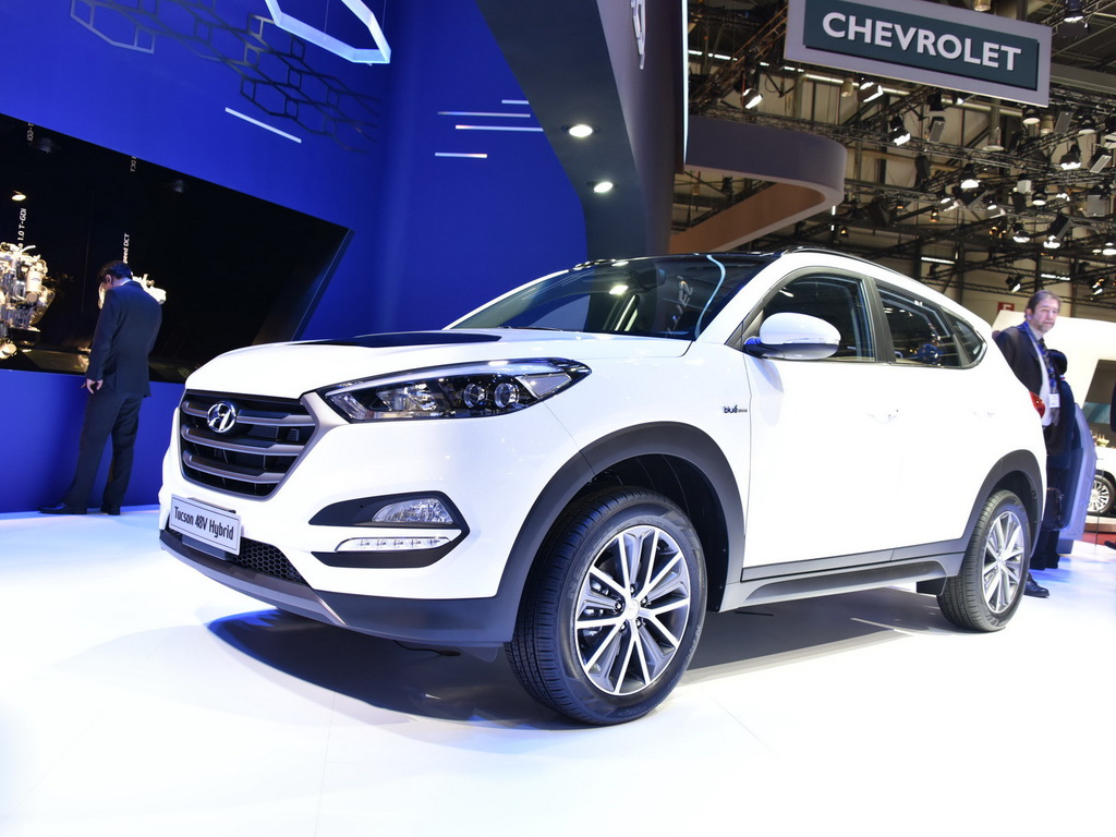 Hyundai представил в Женеве сразу 3 версии нового Tucson