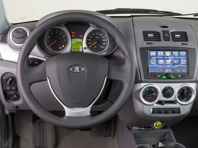 Новая Lada Kalina 2 (универсал) — интерьер, фото 2