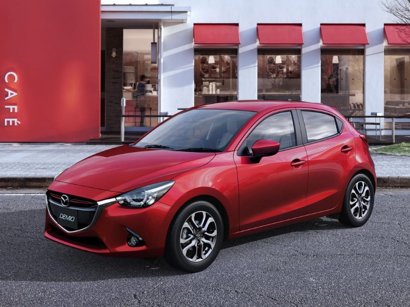 Новая Mazda2 представлена официально (30 фото)