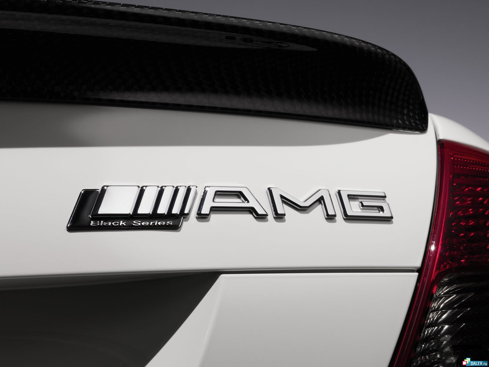 Mercedes-Benz отметит юбилей AMG 1300-сильным гиперкаром