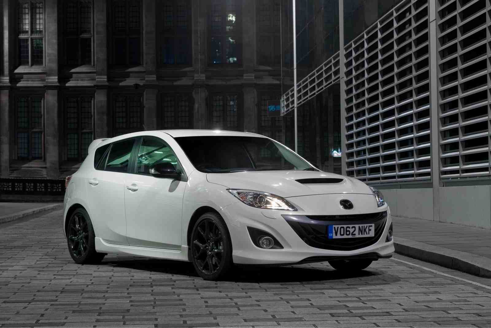 «Заряженная» Mazda3 появится в 2015 году