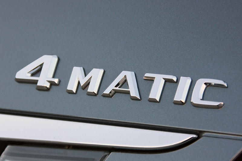 AMG подружит полный привод в «Мерседесах» с V12
