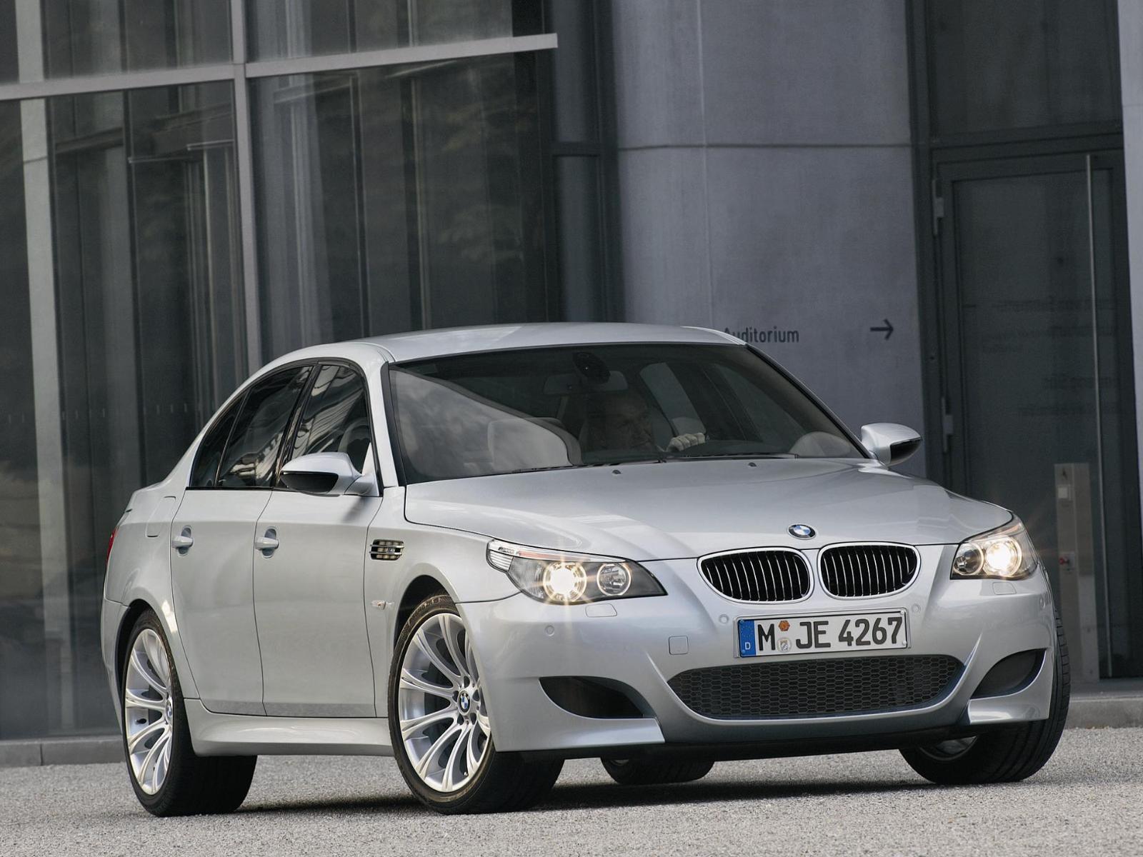 Протекающий багажник «пятёрки» обойдется BMW в 478 миллионов долларов