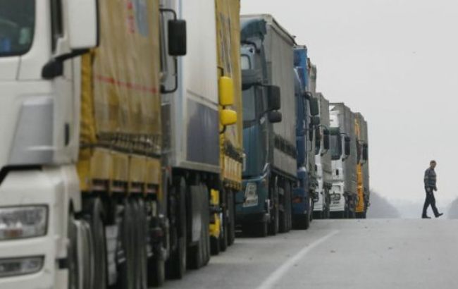 В России допустили введение запрета движения всего транспорта из Украины