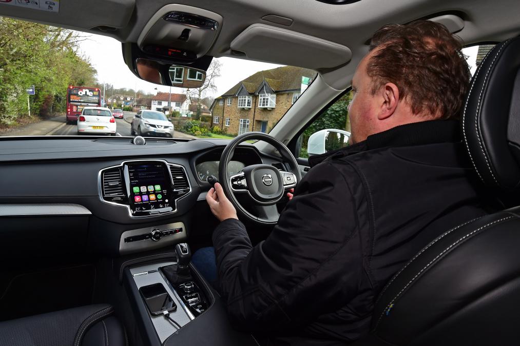 Беспилотные автомобили в Лондоне сделают неотличимыми от обычных машин