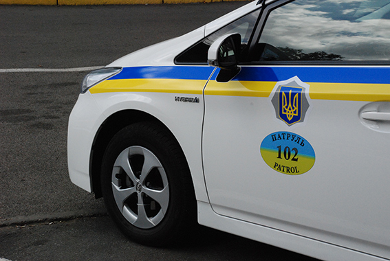 Автомобили "патрульной службы 102" будут отличаться от машин ГАИ наклейками с соответствующей надписью Патруль 102