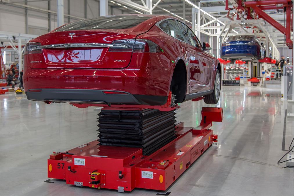 Tesla удвоит производство электромобилей в Европе