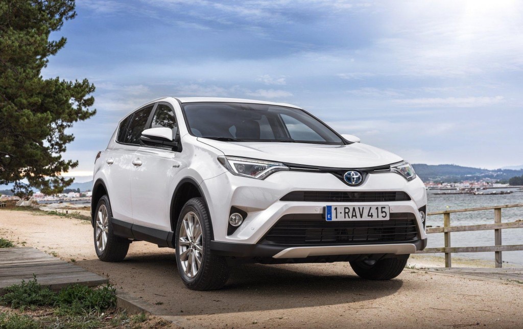 Для полиции Донецкой и Луганской областей правительство закупит Toyota RAV4