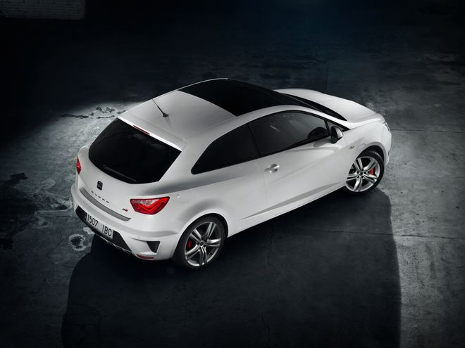 Seat Ibiza Cupra — экстерьер, фото 2