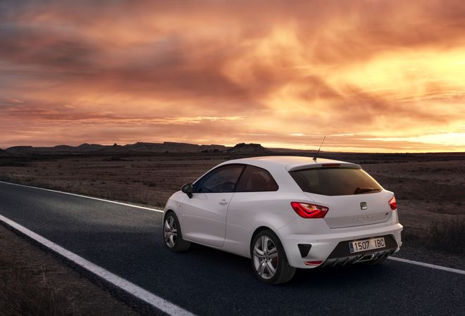Seat Ibiza Cupra — экстерьер, фото 7