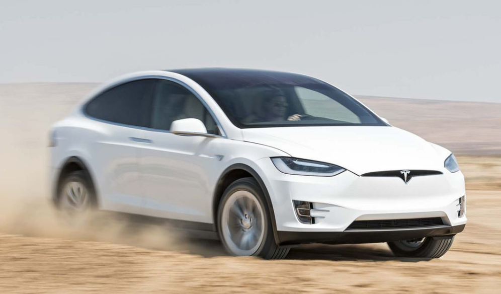 Tesla сняла с продажи базовую версию кроссовера Model X