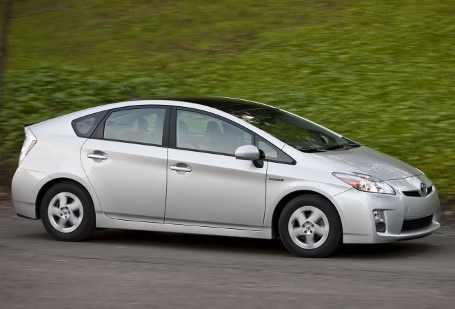 2012_Toyota_Prius_1