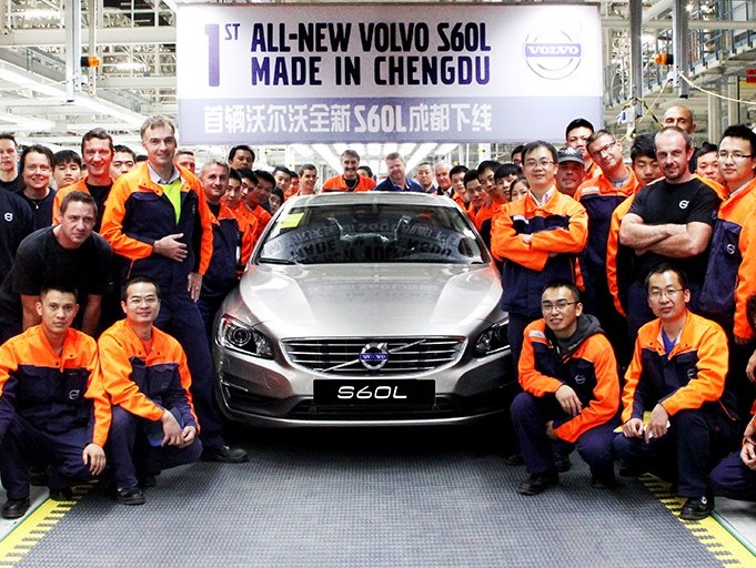Volvo выпустила длинный седан для китайцев 