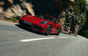 Спорткары Porsche оснастили «роботом» с двумя сцеплениями 