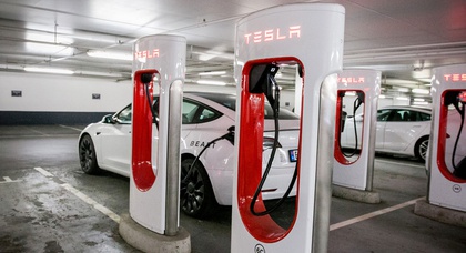 Researchers hack and steal Tesla using fake charging station WiFi