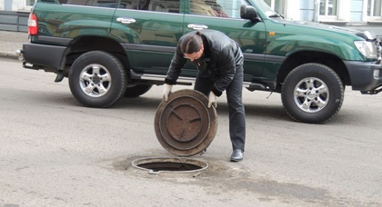 В Киеве установят антивандальные люки на дорогах
