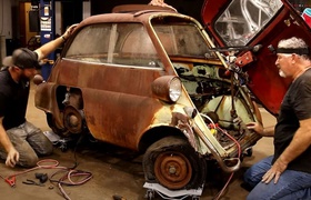 Dead BMW Isetta brought back to life after 40 years in the forest