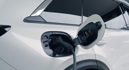 Verkoop van EV's en PHEV's wereldwijd met 21% gestegen in juli, maar gedaald in Europa