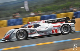 Гибридная Audi с 510-сильным двигателем выиграла 24-часовую гонку в Ле-Мане