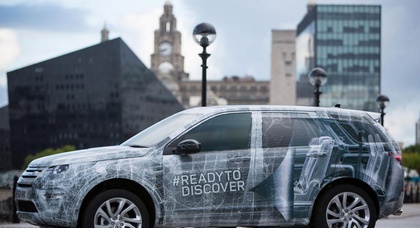 Land Rover частично раскрыл интерьер Discovery Sport