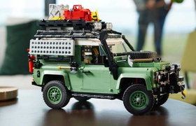 LEGO bringt neues 2.336-teiliges Land Rover Defender Set für € 239.99 auf den Markt