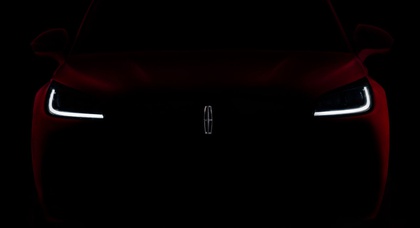 Lincoln releases first glimpse at the 2023 Corsair
