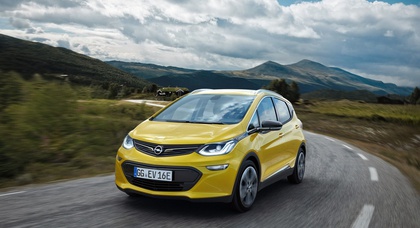 Opel представил в Париже народный электромобиль Ampera-e