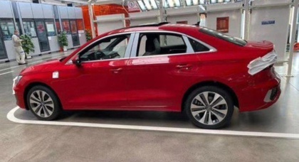 Новая Audi A3 в кузове седан засветилась на шпионских фото
