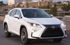 Lexus RX получит третий ряд сидений