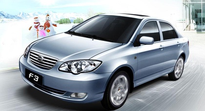 Новогодняя распродажа от BYD: семейный седан по самой низкой для класса цене