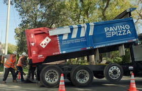 Domino's Pizza занялась ремонтом дорог в США