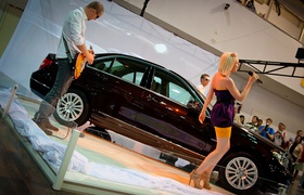 SIA 2011: Mercedes-Benz представил новый C-Class и C-Class купе 
