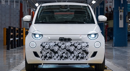 Fiat випустив перші передсерійні зразки гібридного Fiat 500 Ibrida з "механікою"