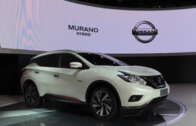 Nissan Murano подпитался электричеством