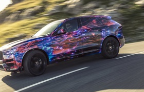 Грозный Jaguar F-Pace едет во Франкфурт!