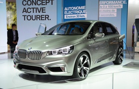 Paris'2012: первый переднеприводный BMW своими глазами
