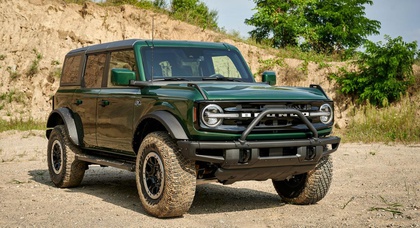 Ford Bronco has not yet managed to beat sales of Jeep Wrangler