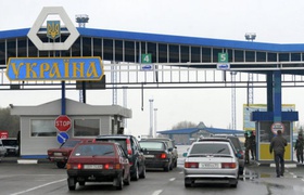 Украинцы пикетируют таможни с требованиями отмены утилизационного сбора 