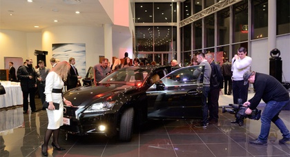Лексус Киев Запад отметил трехлетие презентацией нового Lexus GS